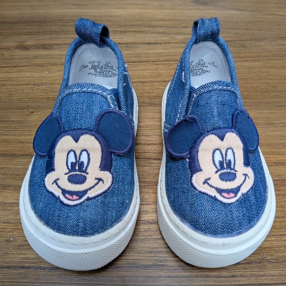 Disney Denim Embroidered Mickey Mouse Slip On Toddler Shoes Size 12-18 Months